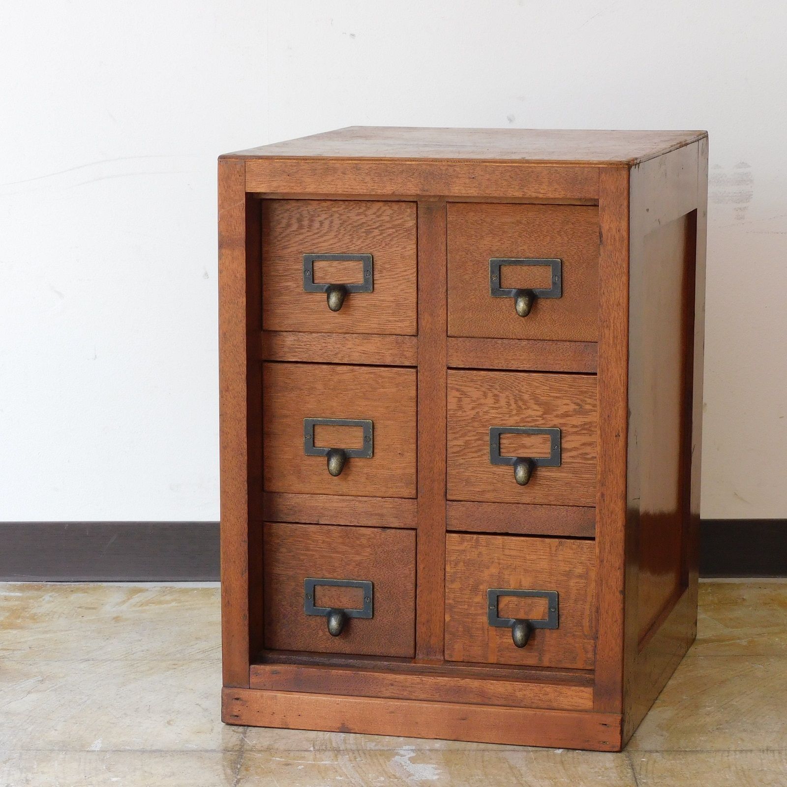 最終お値下げ　楢(ナラ)の4杯小引き出し　古道具 古家具 ドロワー アンティーク 最終お値下げ 楢(ナラ)の4杯小引き出し 古道具 古家具 ドロワー