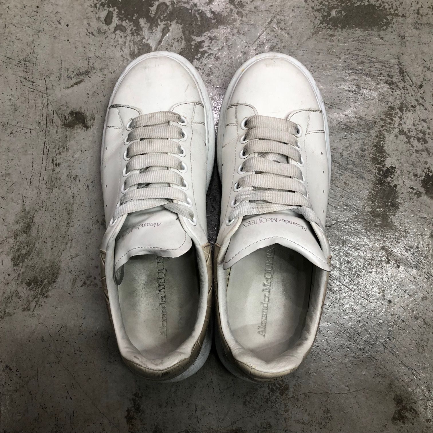 Alexander McQueen クロコ型押し レザー スニーカー 727392