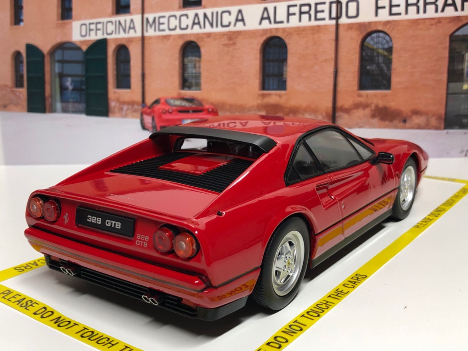 KK Scale 1/18 Ferrari 328 GTB Red フェラーリ - メルカリ