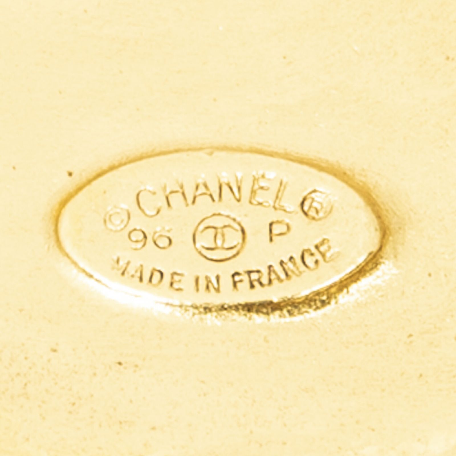 CHANEL シャネルCCクローバーブローチ金金メッキA