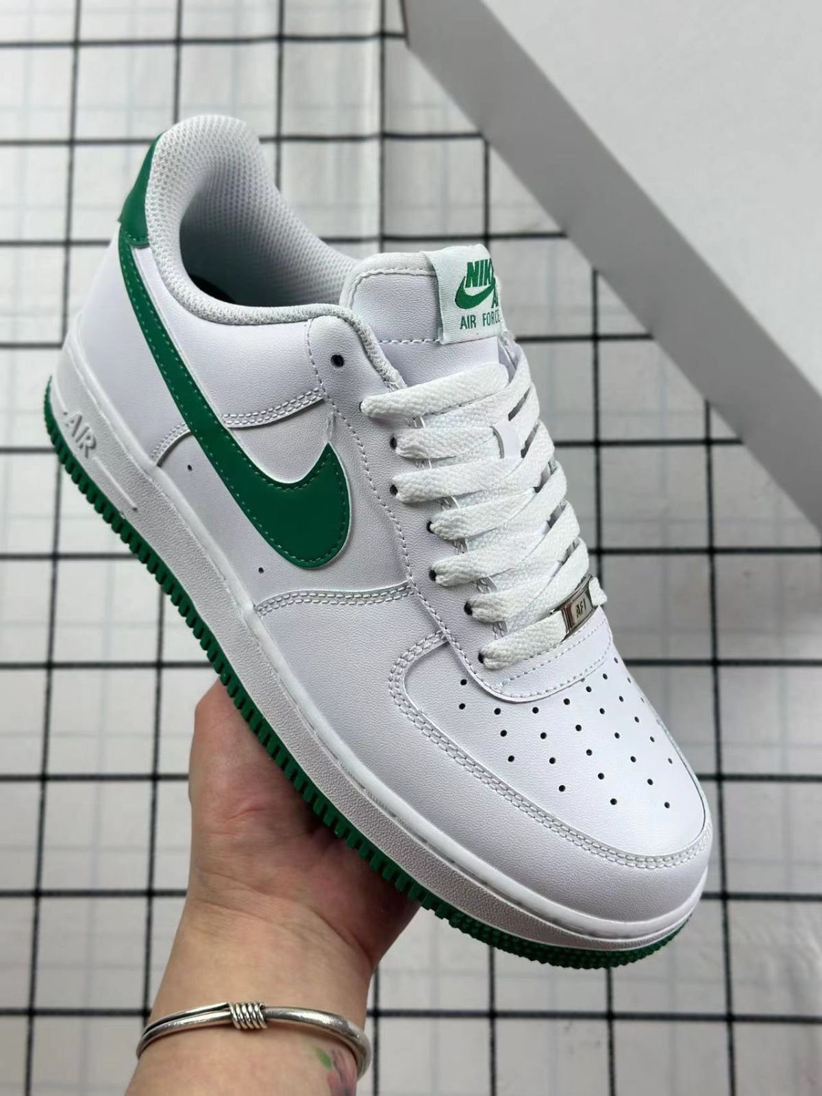 Nike Air Force 1Low 白緑色 23cm 23.5cm 24cm 24.5cm 25cm 25.5cm 26cm 26.5cm 27cm 27.5cm 28cm