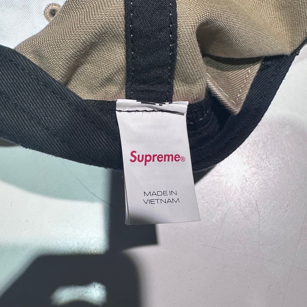 Supreme ベージュ ロゴ キャップ SUPREME シュプリーム 25SS Wings Logo 6-Panel Cap キャップ
