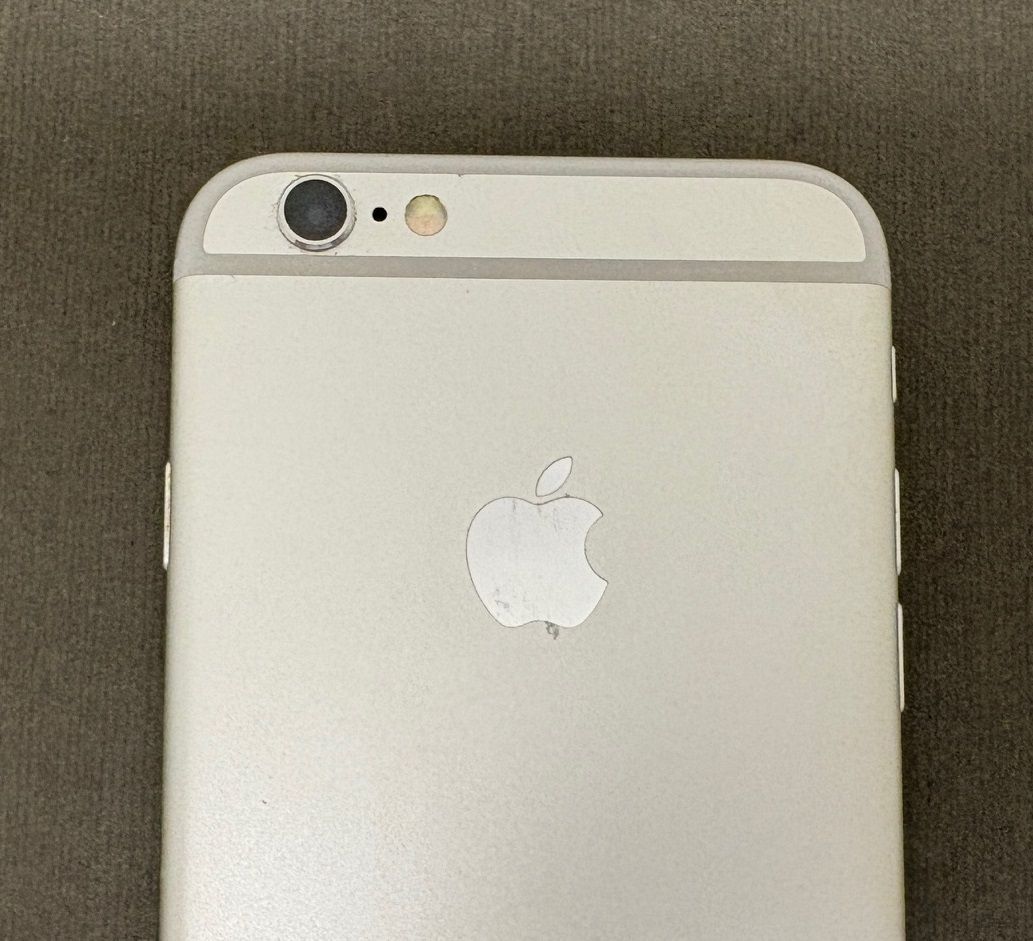 iPhone 6s 64GB シルバー ドコモ ジャンク】iPhone 6s 64GB シルバー