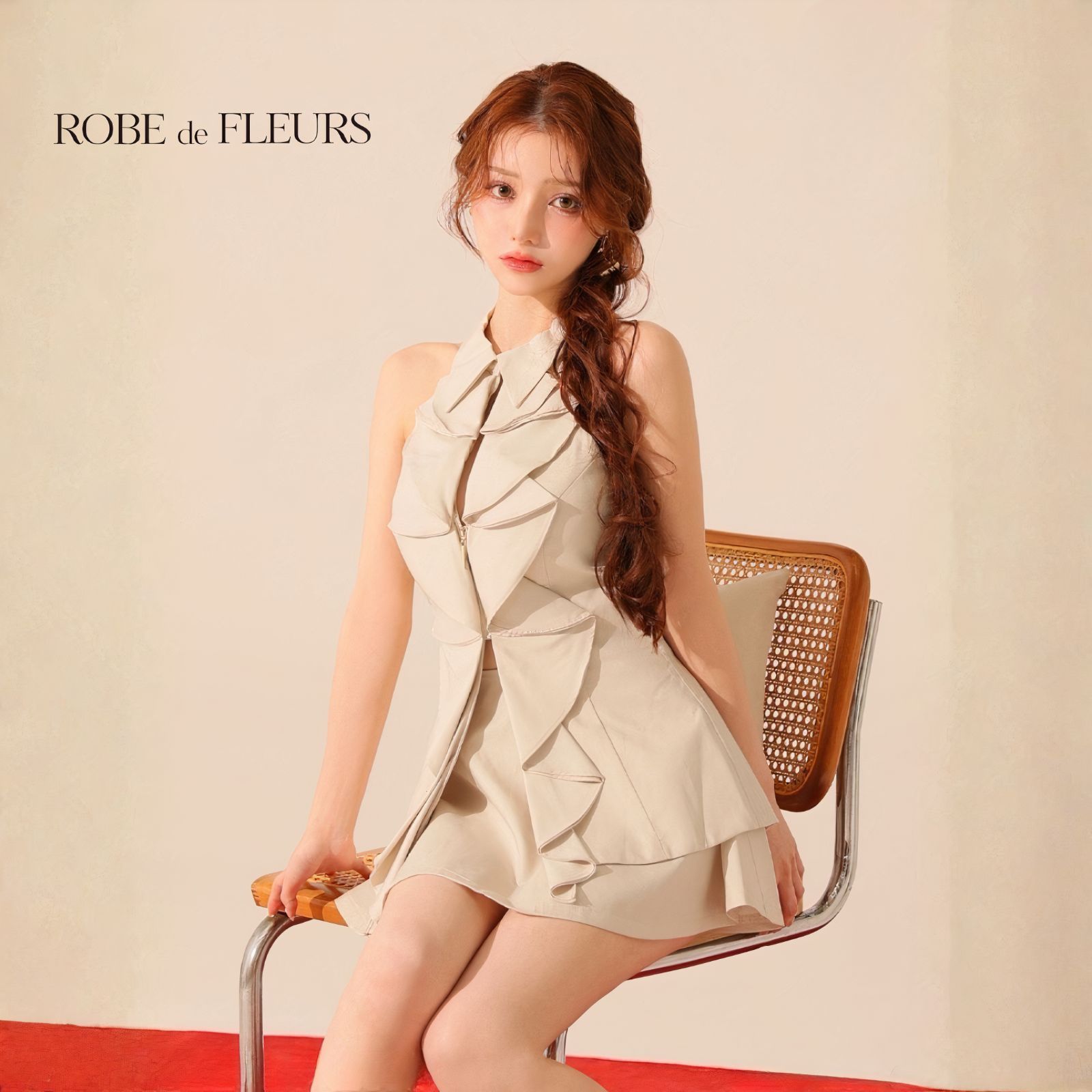 ROBE de FLEURS ローブドフルール fm3468 フロントラッフルホルターミニキャバドレス Beige