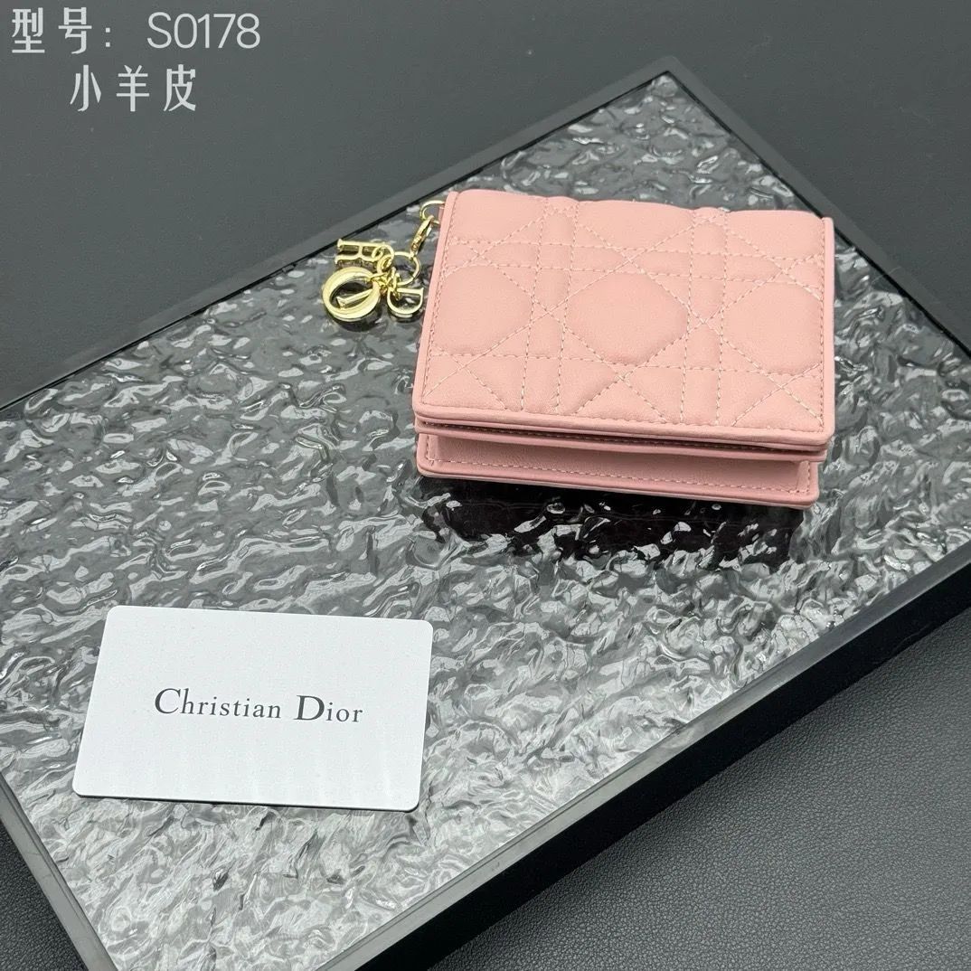 新品未使用  DIOR 財布