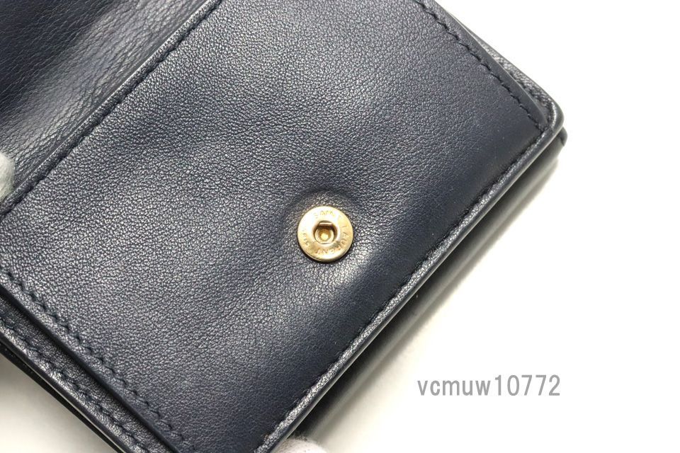 3つ折り財布