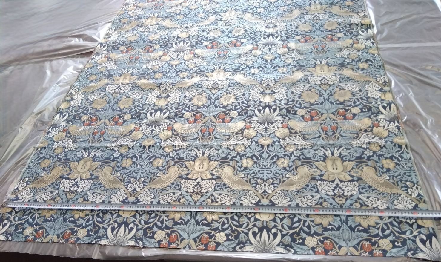 ウィリアムモリス いちご泥棒 生地 ハギレ ⑨ ウィリアムモリス イチゴドロボウ いちご泥棒 William Morris Strawberry Thief ロンドン シーチング 生地  アールヌーボー A10001S 公式 モリス