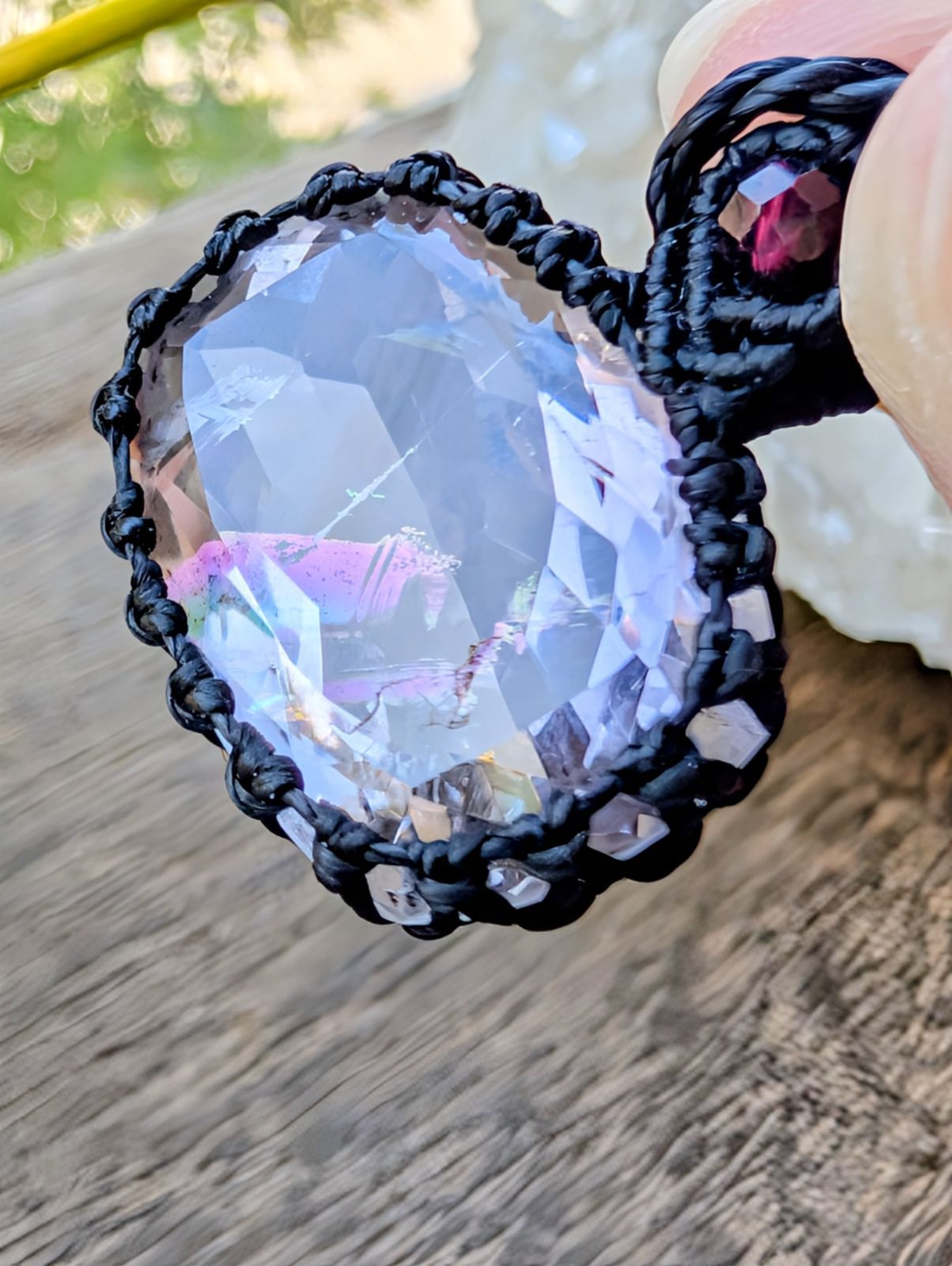 マクラメ編みネックレス