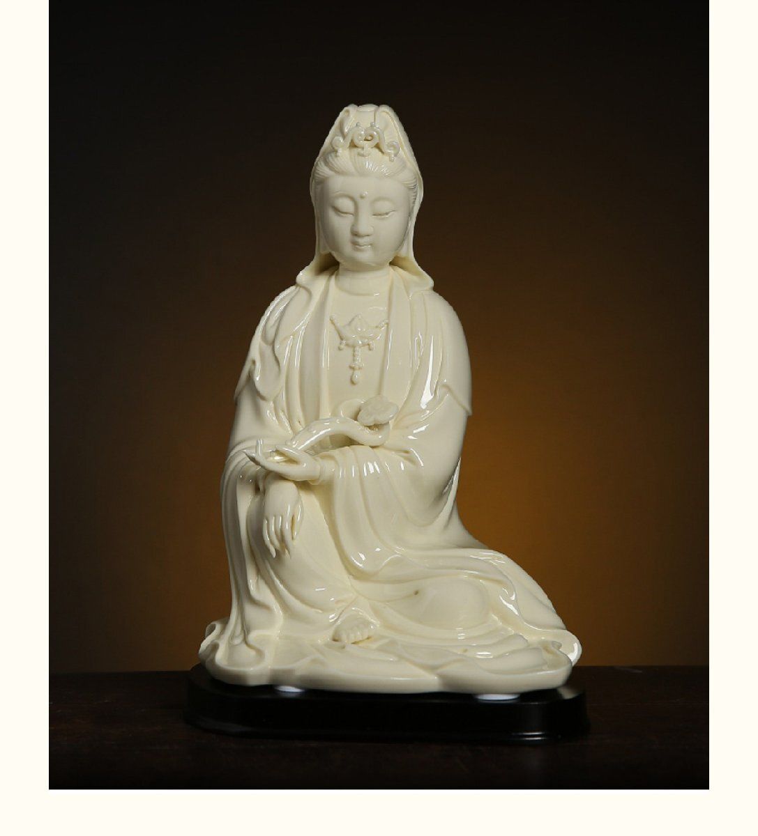観音菩薩 観音大士 仏像 観音像 観世音 陶磁器セラミックス 磁 徳化窯 仏教美術 置物 供養 装飾 収蔵 9インチ き
