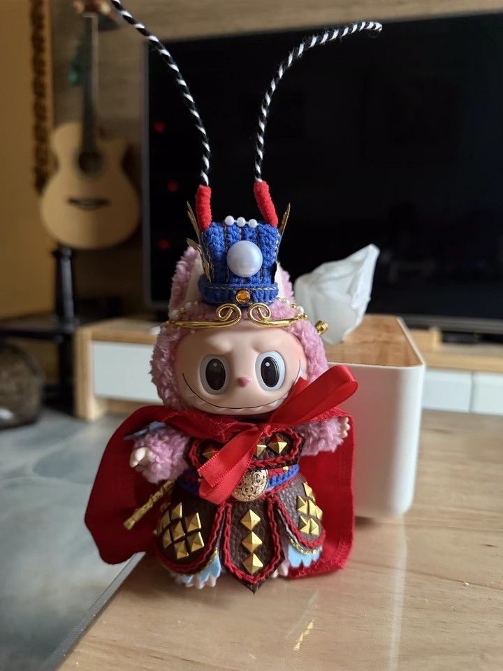 「黒神話：悟空」　斉天大聖　ぬいぐるみ　着せ替えぬいぐるみ　服付き　25cm ぬいぐるみ服 labubu ラブブ 孫悟空 斉天大聖 そんごくう 新品