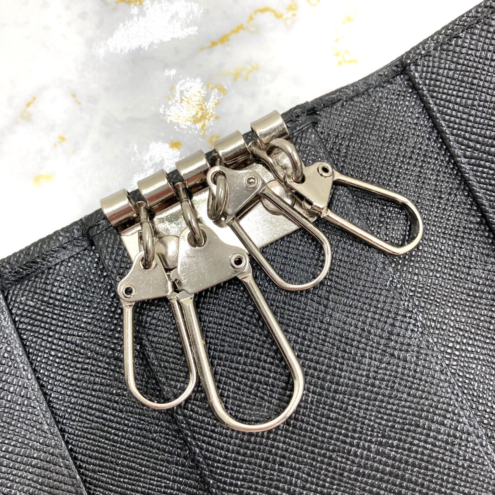 美品】 BURBERRY バーバリー ノバチェック 購入 キャンバス×レザー 4連