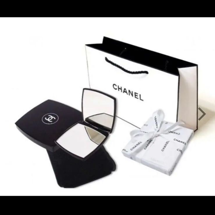 新品未開封 CHANEL コンパクトミラー CHANEL DOUBLE MIRROR