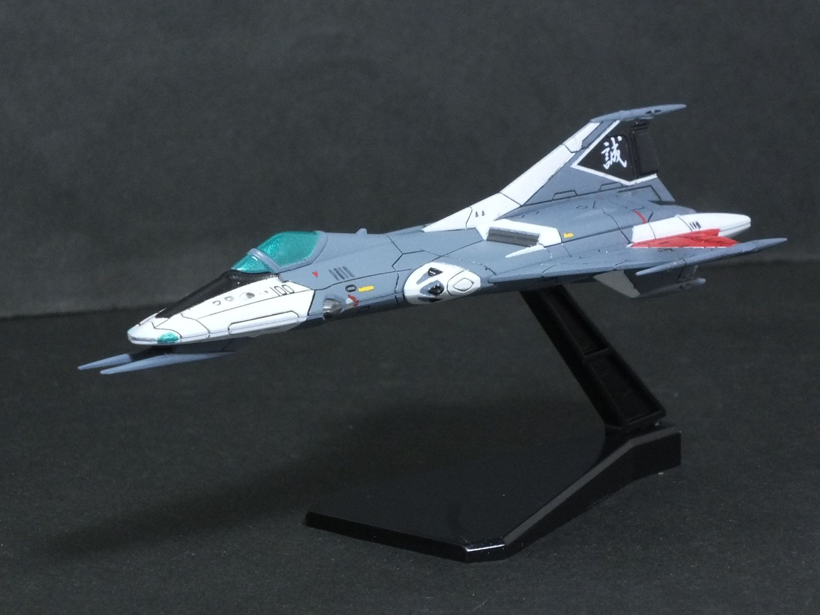 完成品★メカコレ☆コスモファルコン 加藤搭乗機★ヤマト2199 1⁄72 99式空間戦闘攻撃機 コスモファルコン 加藤機 (宇宙戦艦ヤマト2199)