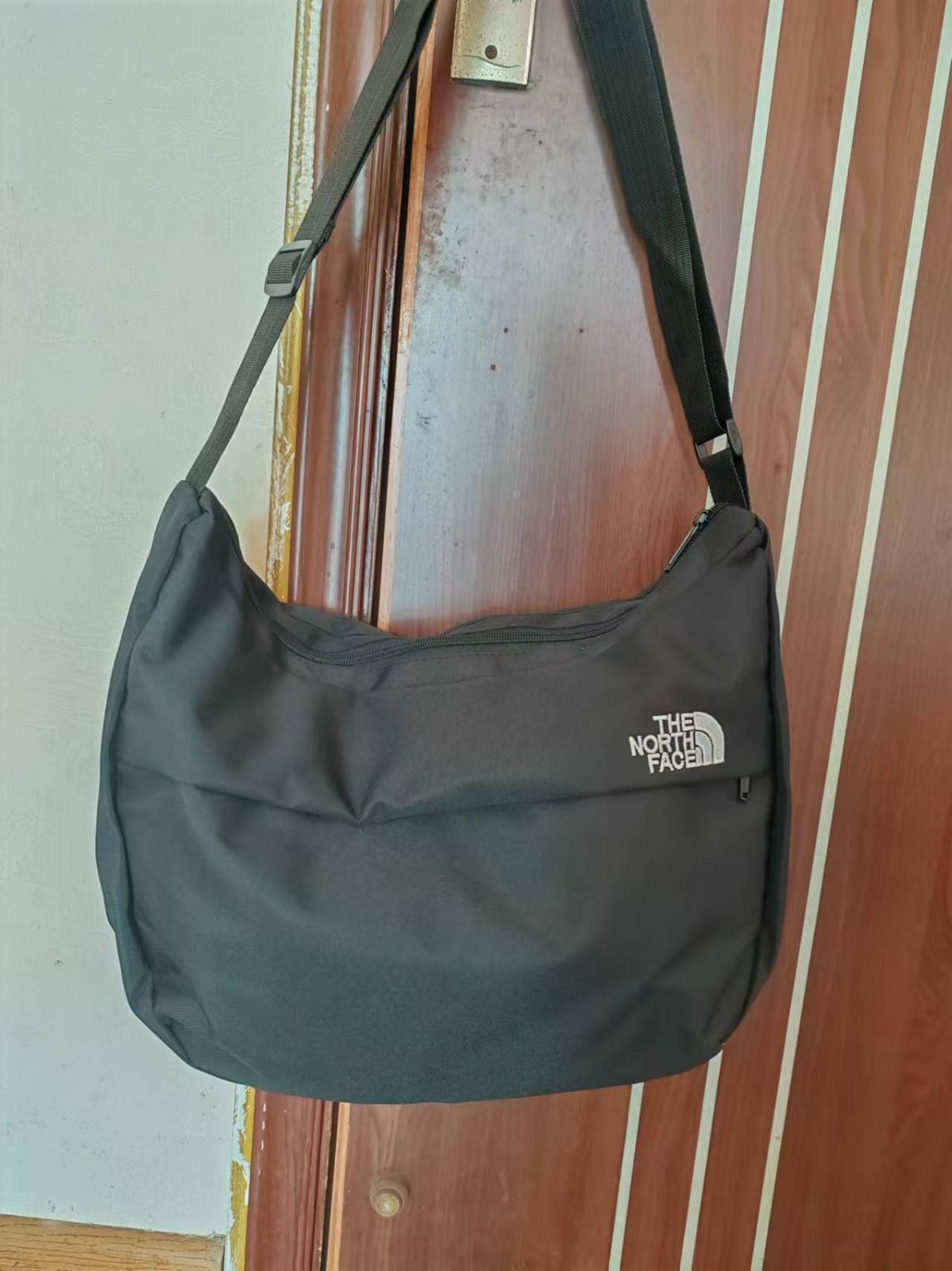 THE NORTH FACE ザ・ノースフェイス ショルダーバッグ クロスバッグ NUPTSE CROSS BAG NN2PN69 レディース メンズ ファッション ブラック