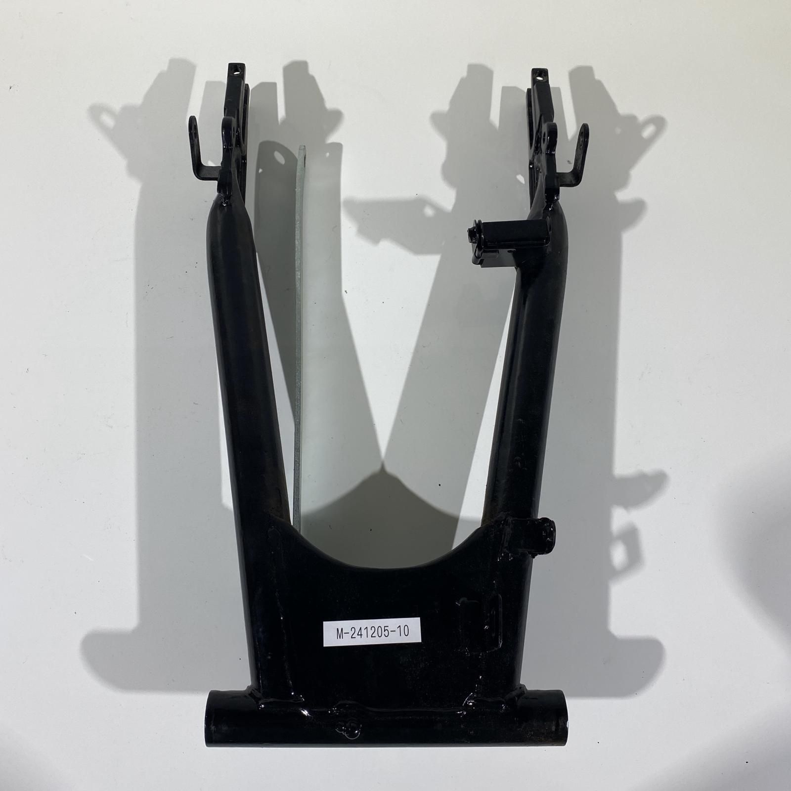 た　6番２つ KAWASAKI Z400FX/Z400J/Z550FXカワサキ スイングアーム