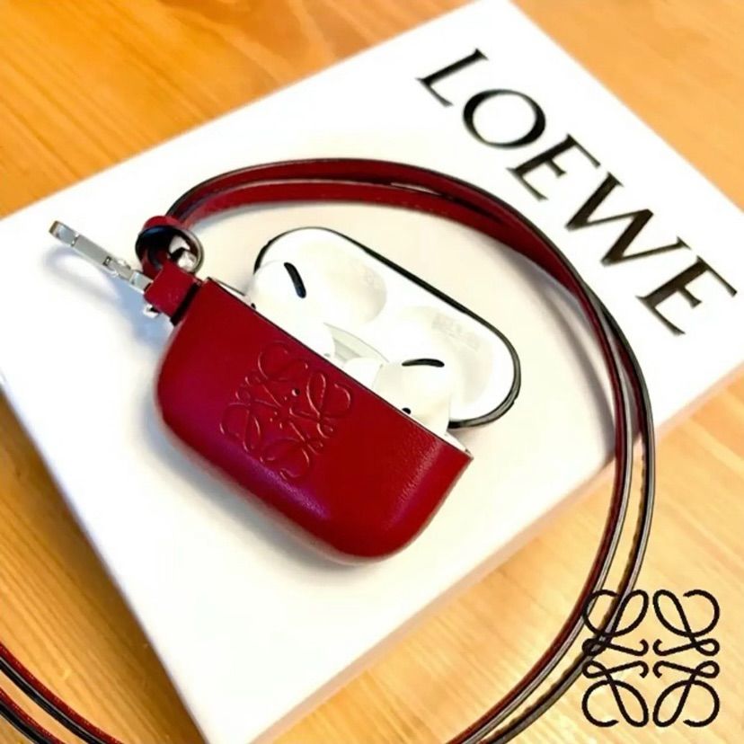 国内希少品】LOEWE AirPods Pro ケース - Watch STYLE【ファッション