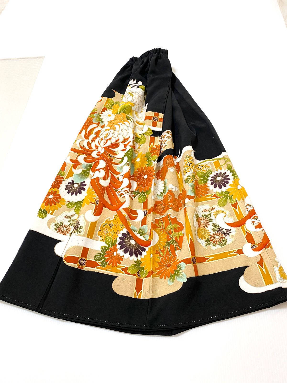 セレブ着物スカートフリーサイズ1点物黒留袖着物リメイクウエストゴムロングスカートフリーサイズ みハンドメイドNO.5758