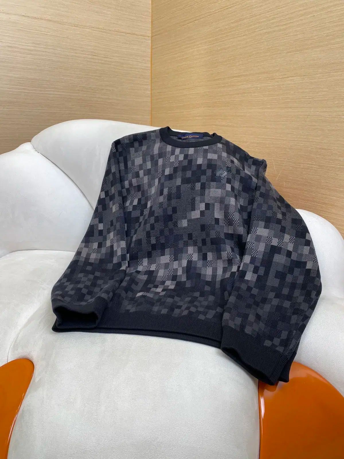 Louis Vuitton(ルイヴィトン) ユニセックス 英語ロゴ ニット セーター セーター