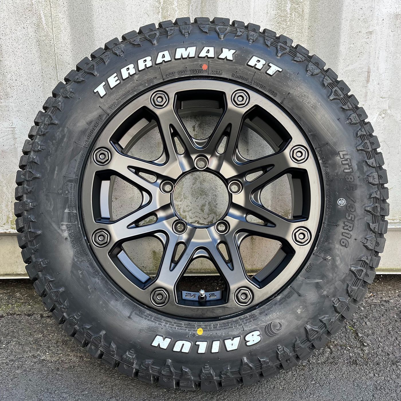 【4本セット】ジムニー専用設計 JB64 JB23 JA12 JA11 新品 16インチ タイヤホイール 1台分 BDX08 サイレン テラマックス RT 185/85R16 ホワイトレター