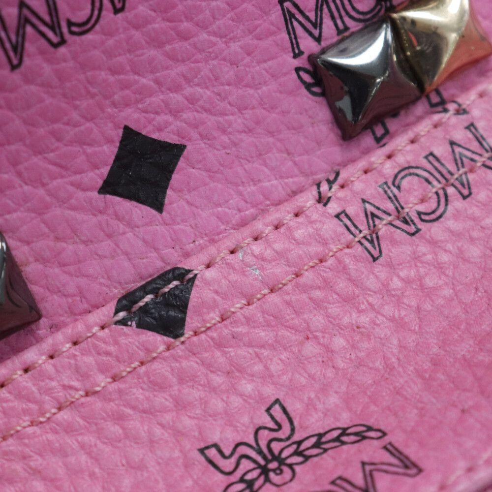 MCM (エム シー エム) スタッズ装飾付きリュックサック バック