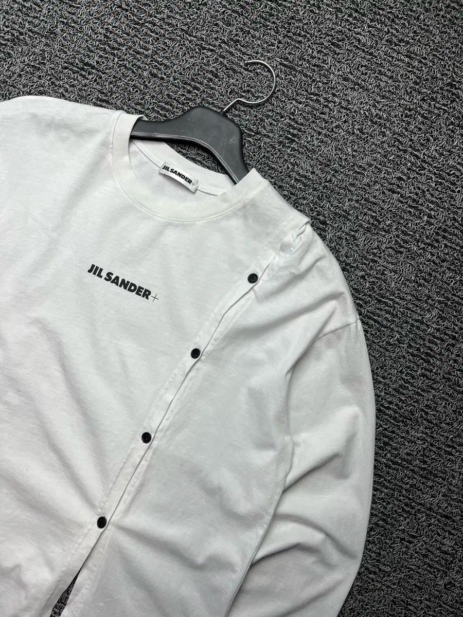 Jil Sander ジルサンダー ボタン スリット ディテール 長袖