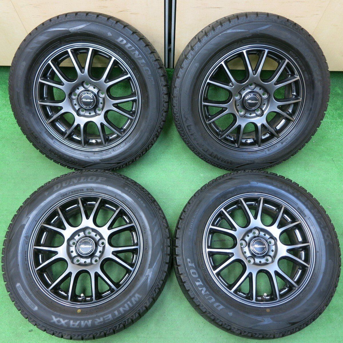バリ溝 キレイ 9分☆スタッドレス 195⁄65R15 ダンロップ ウインター