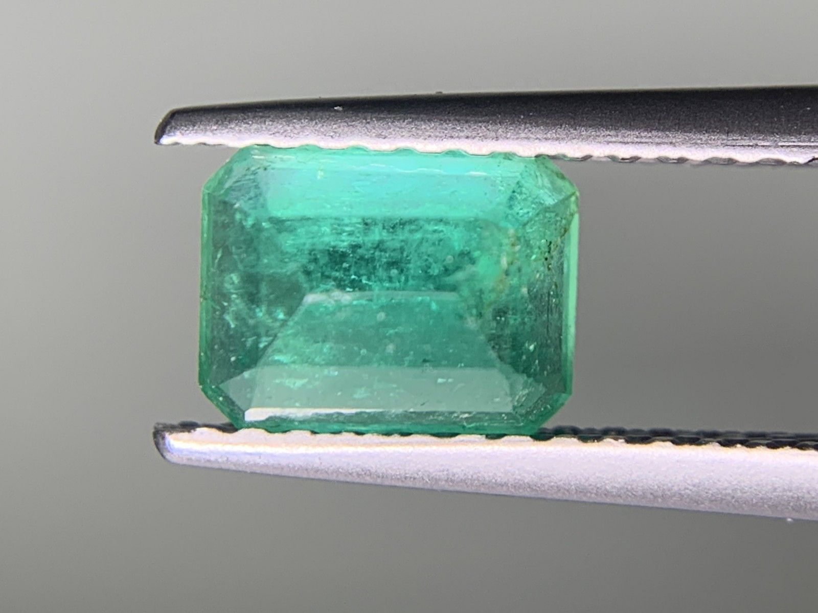 GIA宝石鑑別書付き 天然 エメラルド コロンビア産 Colombia 1.08ct 縦6.70㎜×横5.33㎜×高さ4.02㎜ ルース 裸石 1162Y NEXPOTALLINN_EU