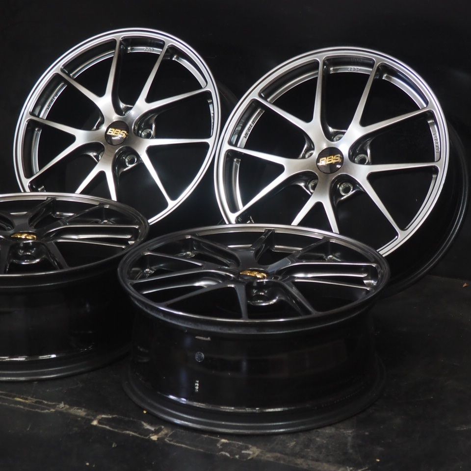小傷程度 BBS RI-A 031 【 18×7.5J +43 114.3 5H 4本