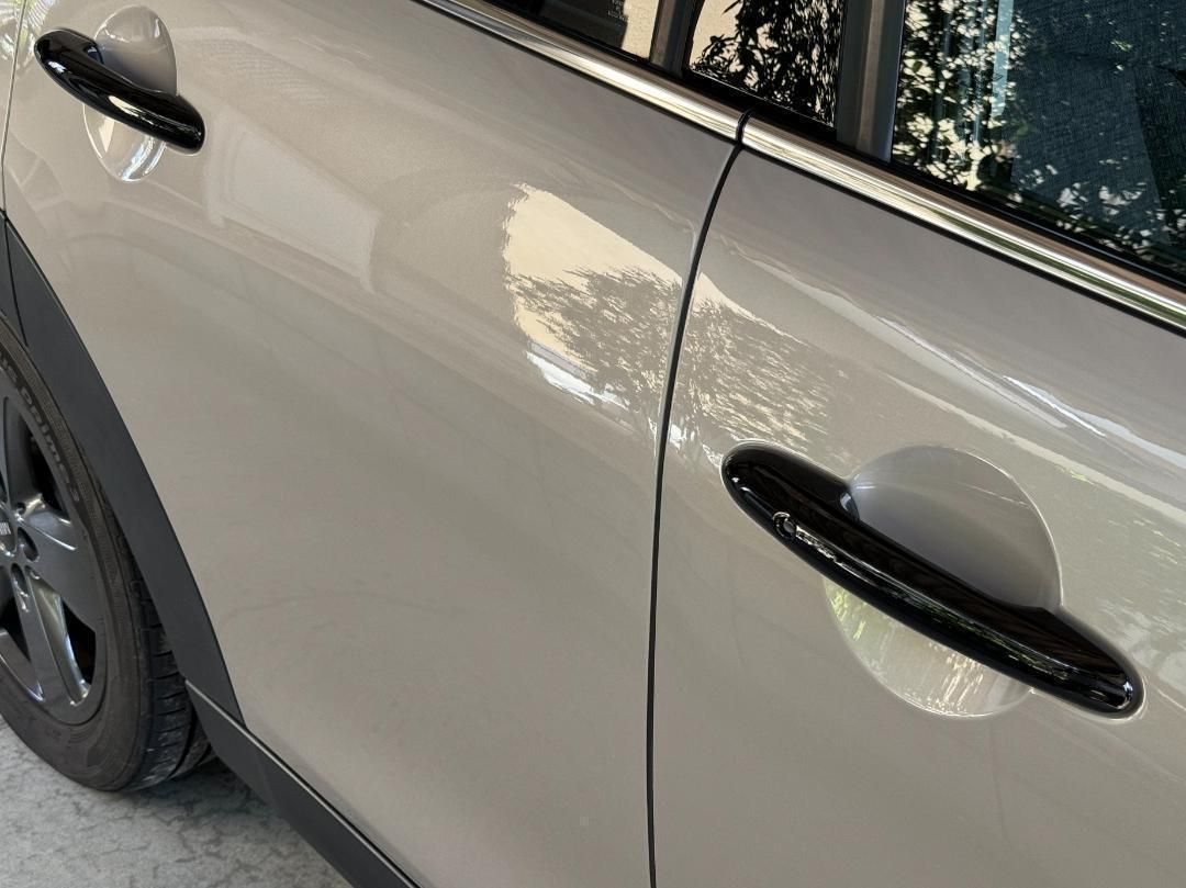 ミニ MINI F55 用ピアノブラック ドアハンドルカバー 給油カバーセット ロックボタン穴あり なし選択可