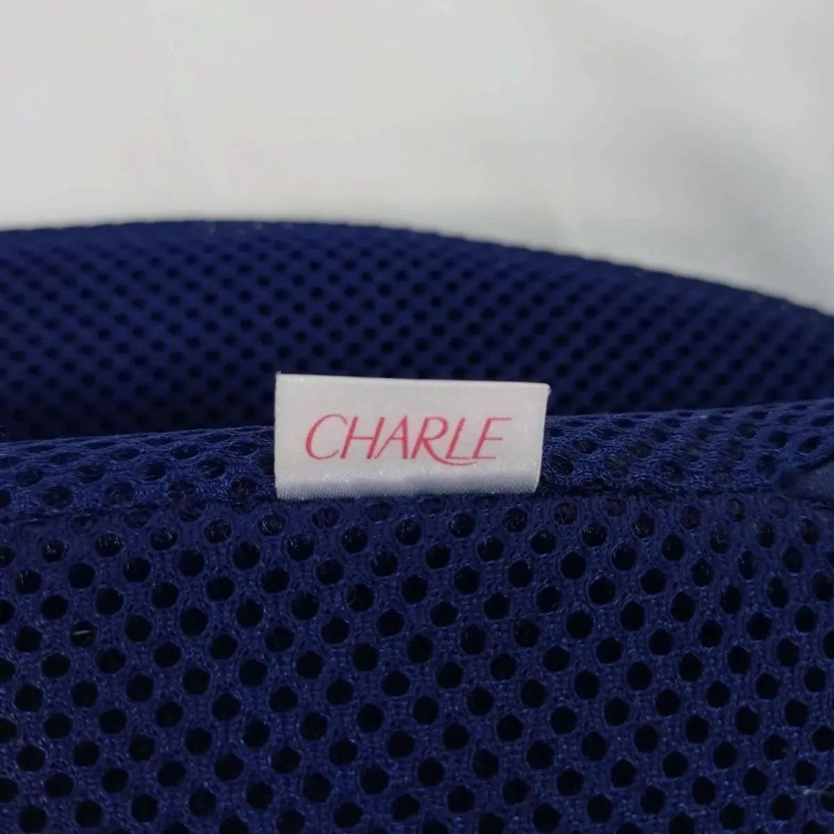 シャルレウェルネス姿勢サポートクッション - メルカリ