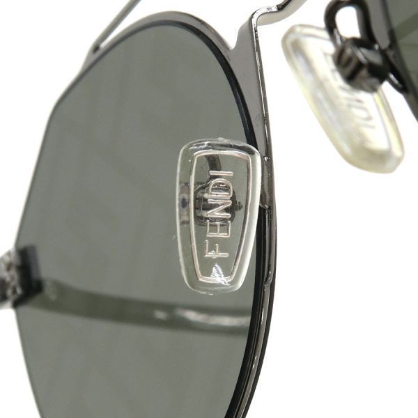 フェンディ サングラス FE40060U【Aランク】【中古】 - メルカリ 