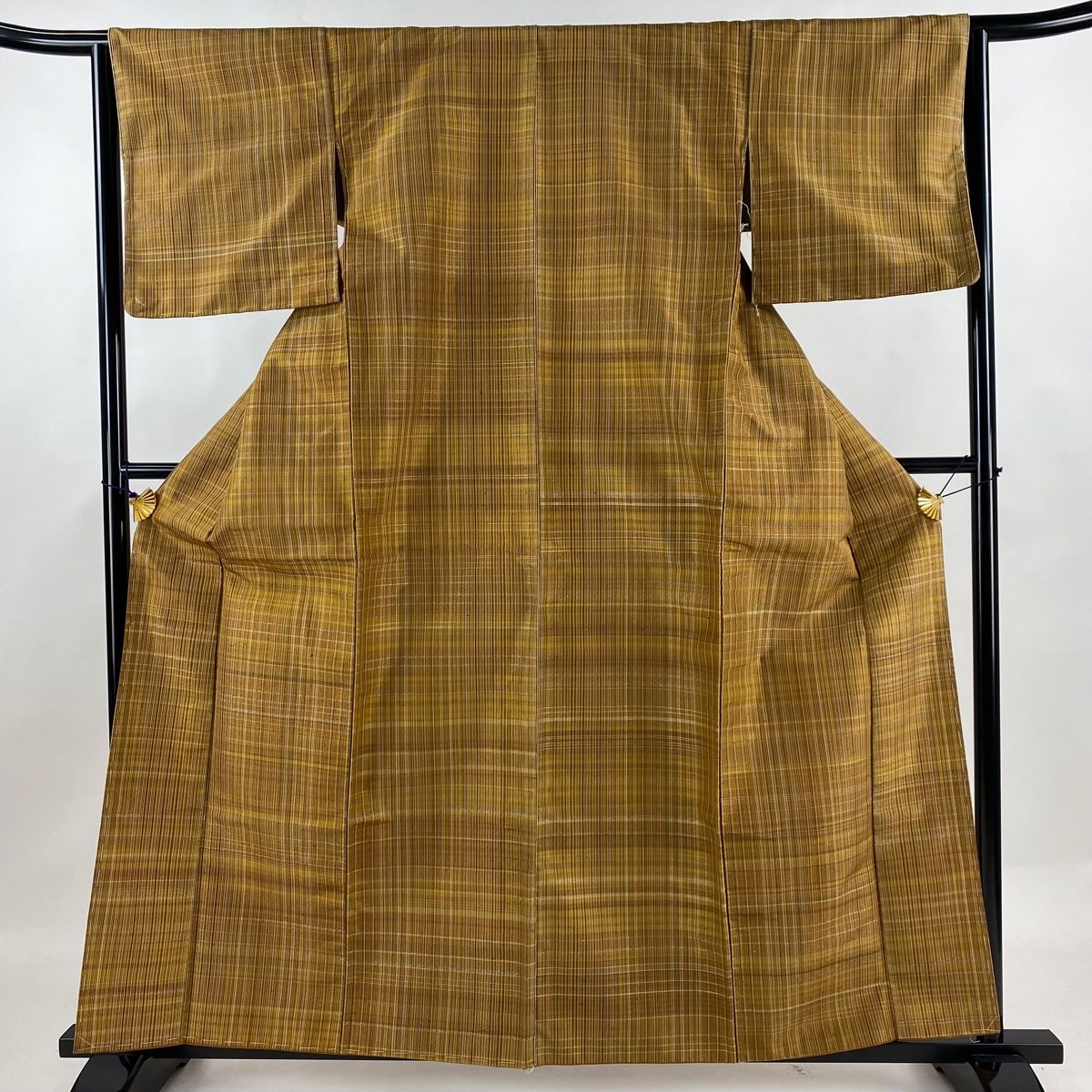 紬 身丈160.5cm 裄丈63cm S 袷 縞 山吹色 正絹 名品