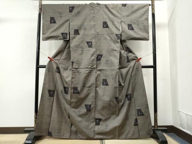 平和屋着物○本場大島紬 泥染め エジプト壁画文様 正絹 逸品