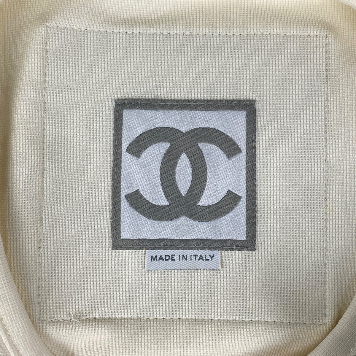 シャネル CHANEL ココマーク 半袖Tシャツ スポーツライン 01P トップス 半袖Ｔシャツ ナイロン ホワイト レディース 中古 シャネル CHANEL ココマーク 半袖Tシャツ スポーツライン 01P