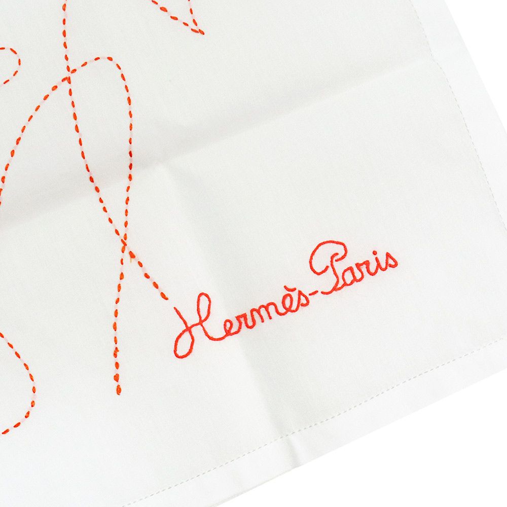 エルメス NEW FOREST ロデオ ホース 馬 ハンカチ コットン100％ 刺繍 クゥムクヮット ホワイト オレンジ 白 箱付  HERMES（新品・未使用品）