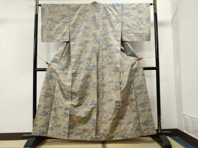 平和屋着物□本場大島紬 7マルキ 吉祥草花文 正絹 逸品 CAAR2463yc  