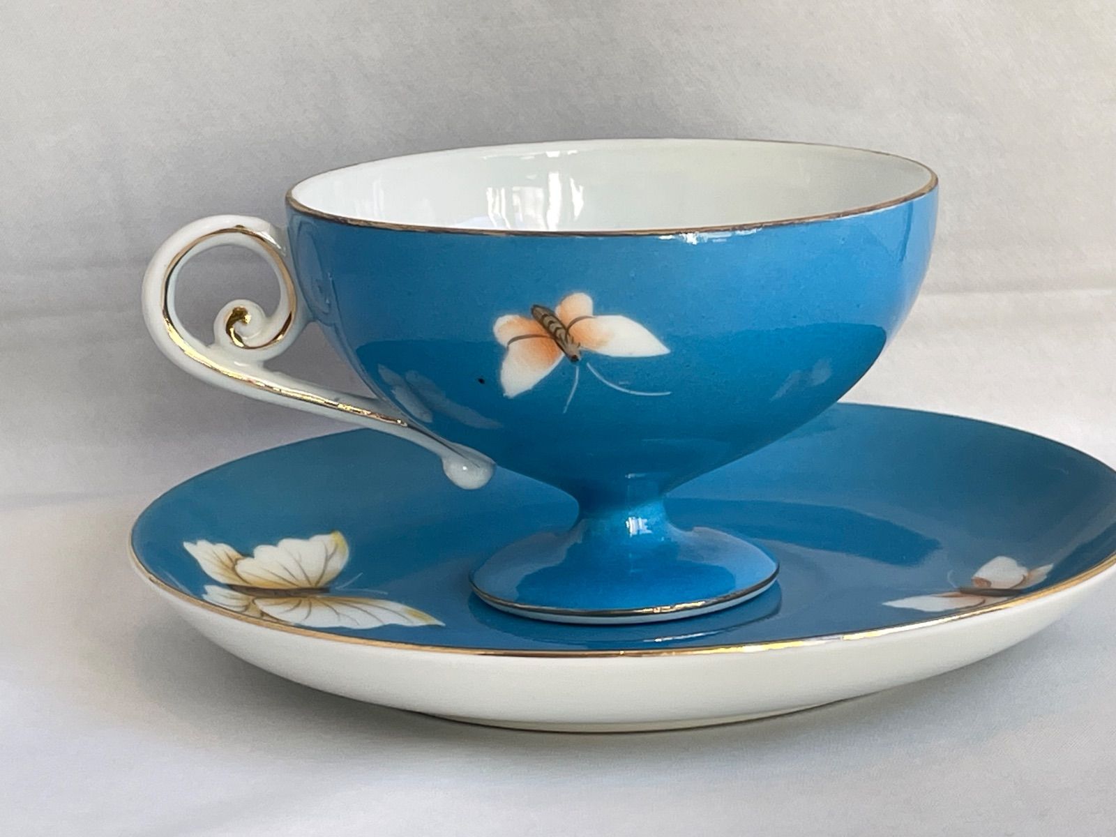 オールドノリタケ 金彩 ターコイズ 卸売 蝶紋様カップ＆ソーサー