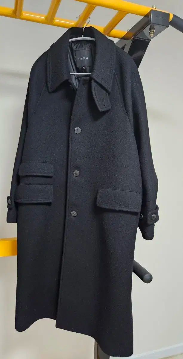 ヌンブランク オーバーサイズ フィット バルマカーン コート 黒