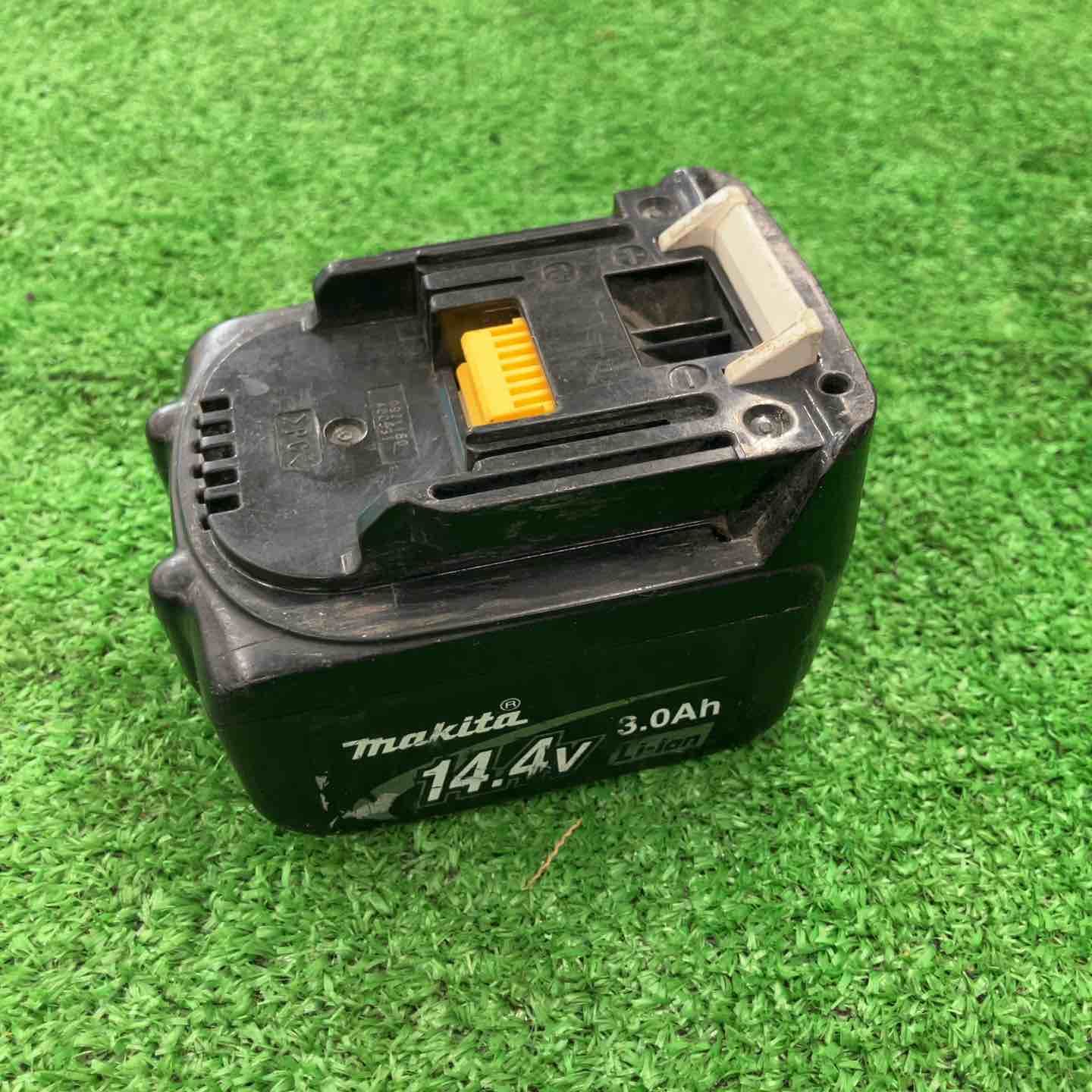 中古品】 マキタ/makita 14.4vコードレスマルチツール・TM40DZ 中古品】 マキタ/makita 14.4vコードレスマルチツール・TM40DZ