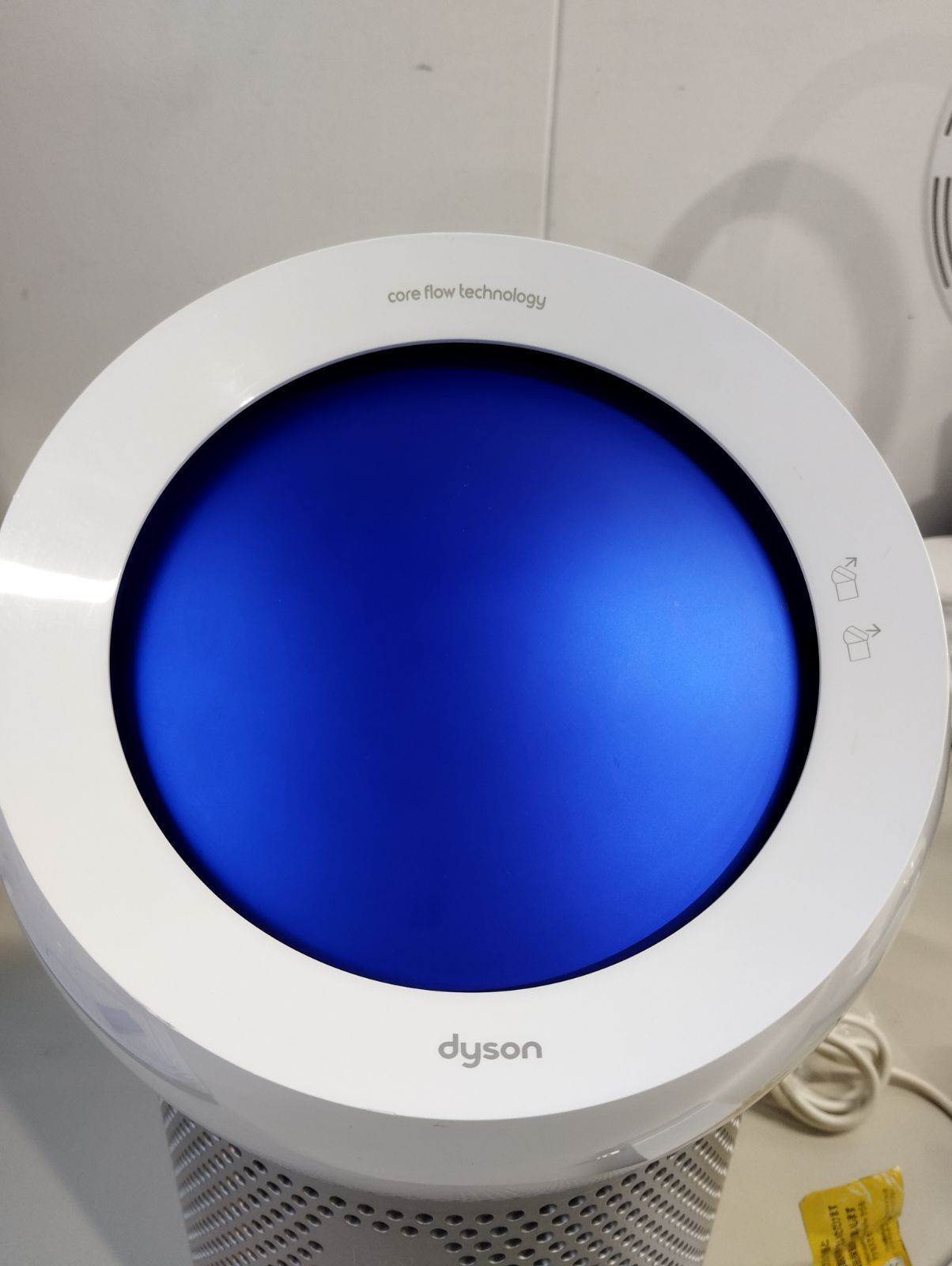 ダイソン 空気清浄機 BP01 (2019年製) ヨドバシ.com - ダイソン Dyson Dyson Pure Cool Me 空気清浄