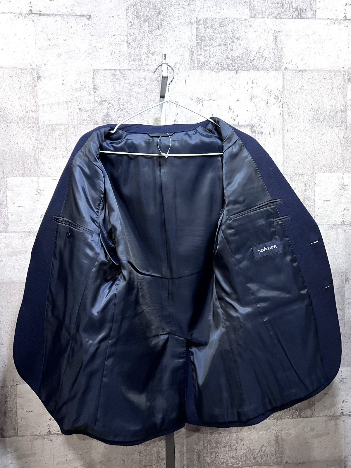 【未使用級】紺ブレ　銀ボタン　Lサイズ　ニューヨーカー　秋冬　極美品　おしゃれ 美品 秋冬用 ニューヨーカー 紺ブレザー 銀釦 M メンズ