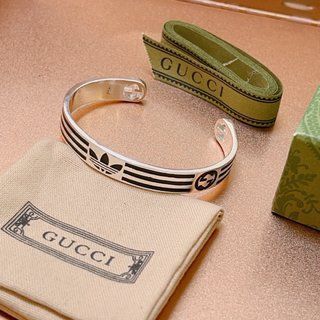 【美品未使用】GUCCI i x Adidas ブレスレット