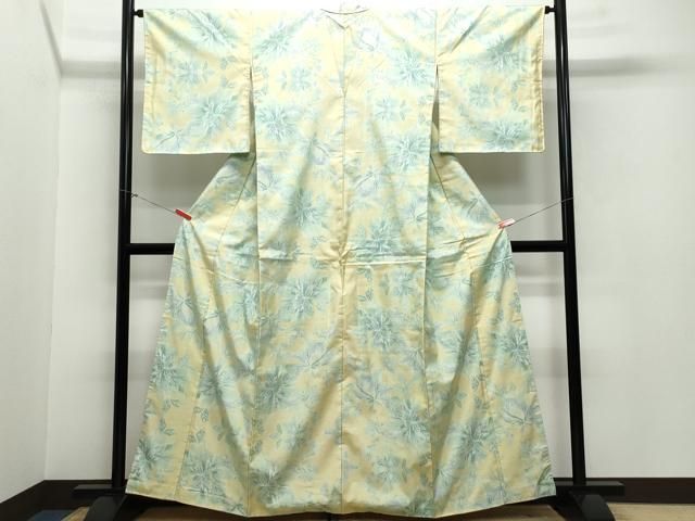 平和屋着物○本場結城紬 重要無形文化財 100亀甲 流水風景草花文