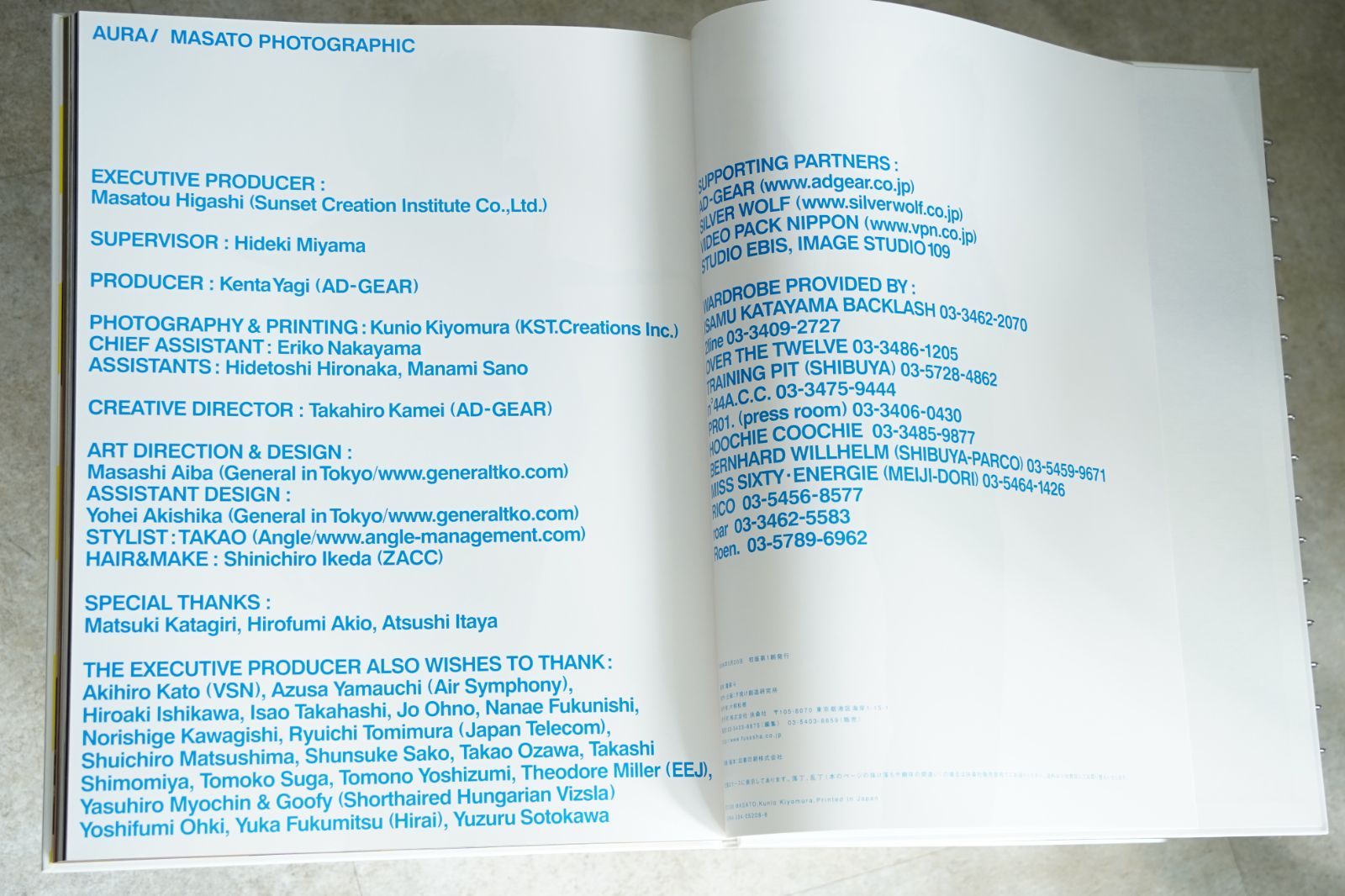 希少　CLAUDE MONTANA 写真集　カタログ作品集　本　パンフレット 希少 CLAUDE MONTANA 写真集 カタログ作品集 本 パンフレット