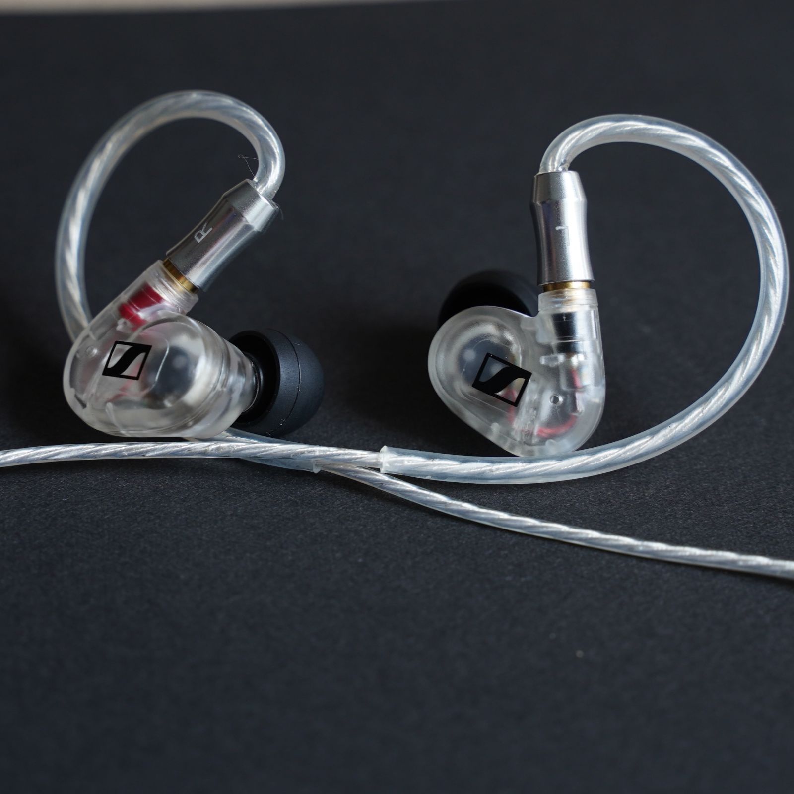 【1点限定】ついに7N超冷凍製単結晶銅銀メッキ最高スペックIE500/2.5mm 1点限定】ついに7N 超冷凍製単結晶銅銀メッキ最高スペックリケーブル