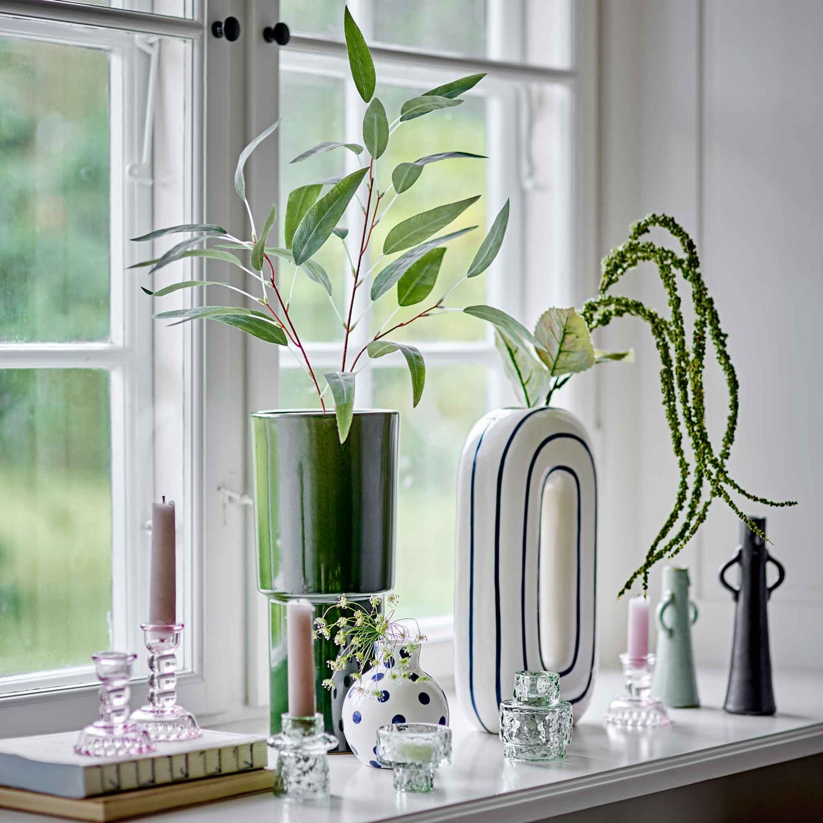 Bloomingville ブルーミングヴィル モダンなストーンウェア製フラワー