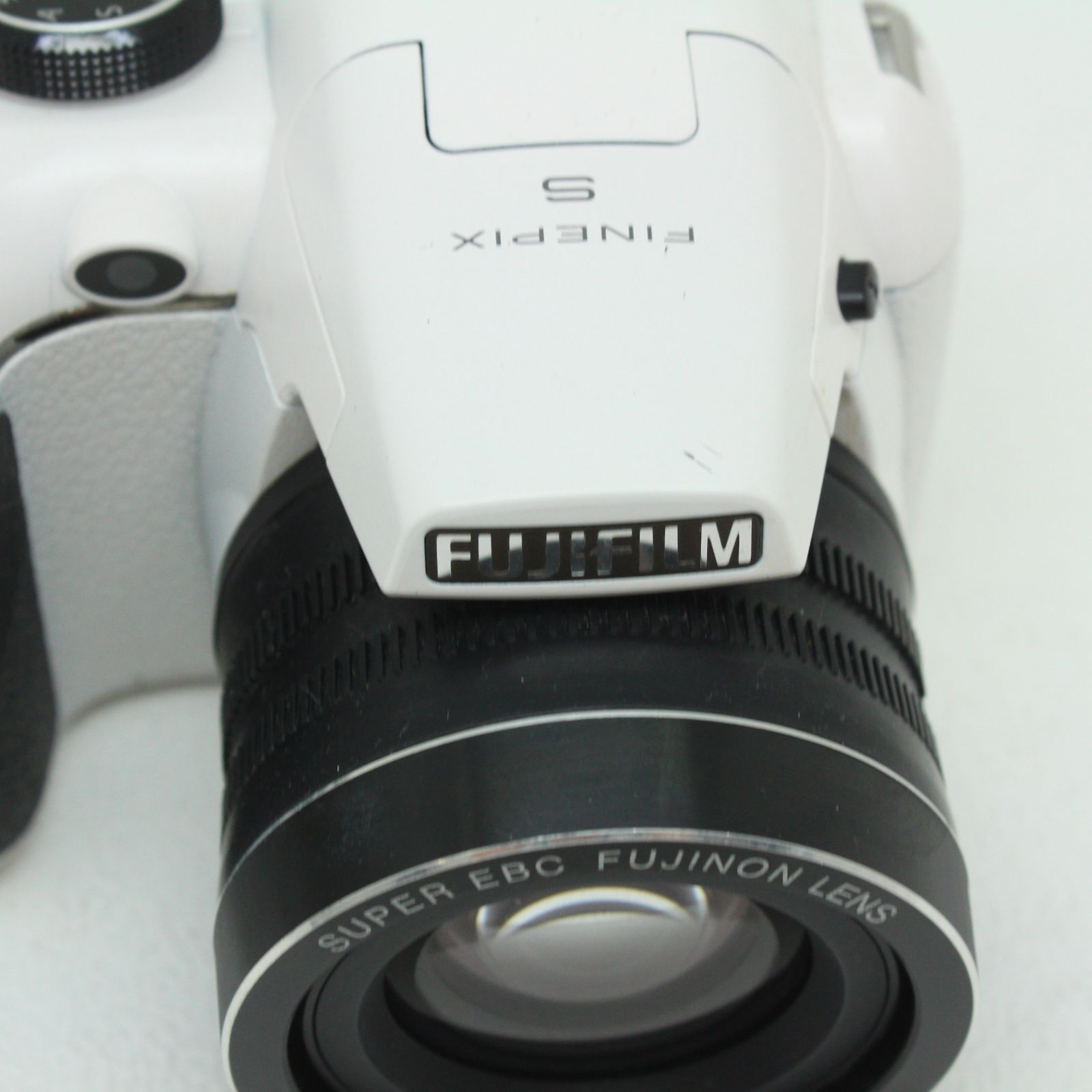 FUJIFILM FINEPIX S4500 ホワイト - メルカリ