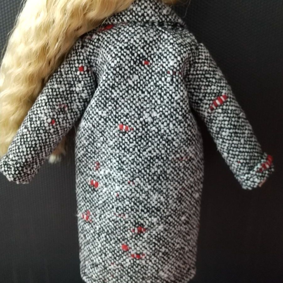 リカちゃん　洋服　ツイード❤︎ロングコート  ハンドメイド リカちゃん 洋服 ツイード❤︎ロングコート ハンドメイド - メルカリ