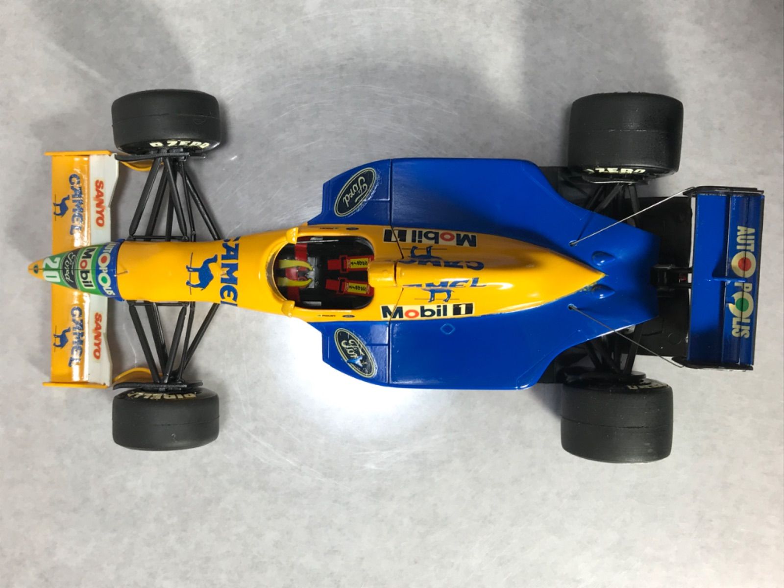 ベネトンフォードB190 B（1991カラー）ハセガワの1/24キットの完成品