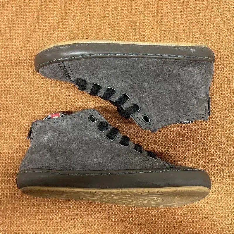 Camper(カンペール) ヴィンテージ スエード スニーカーズ